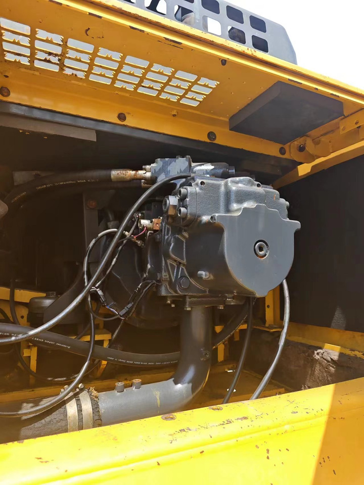 Pelle sur chenille KOMATSU PC400-8R: photos 8