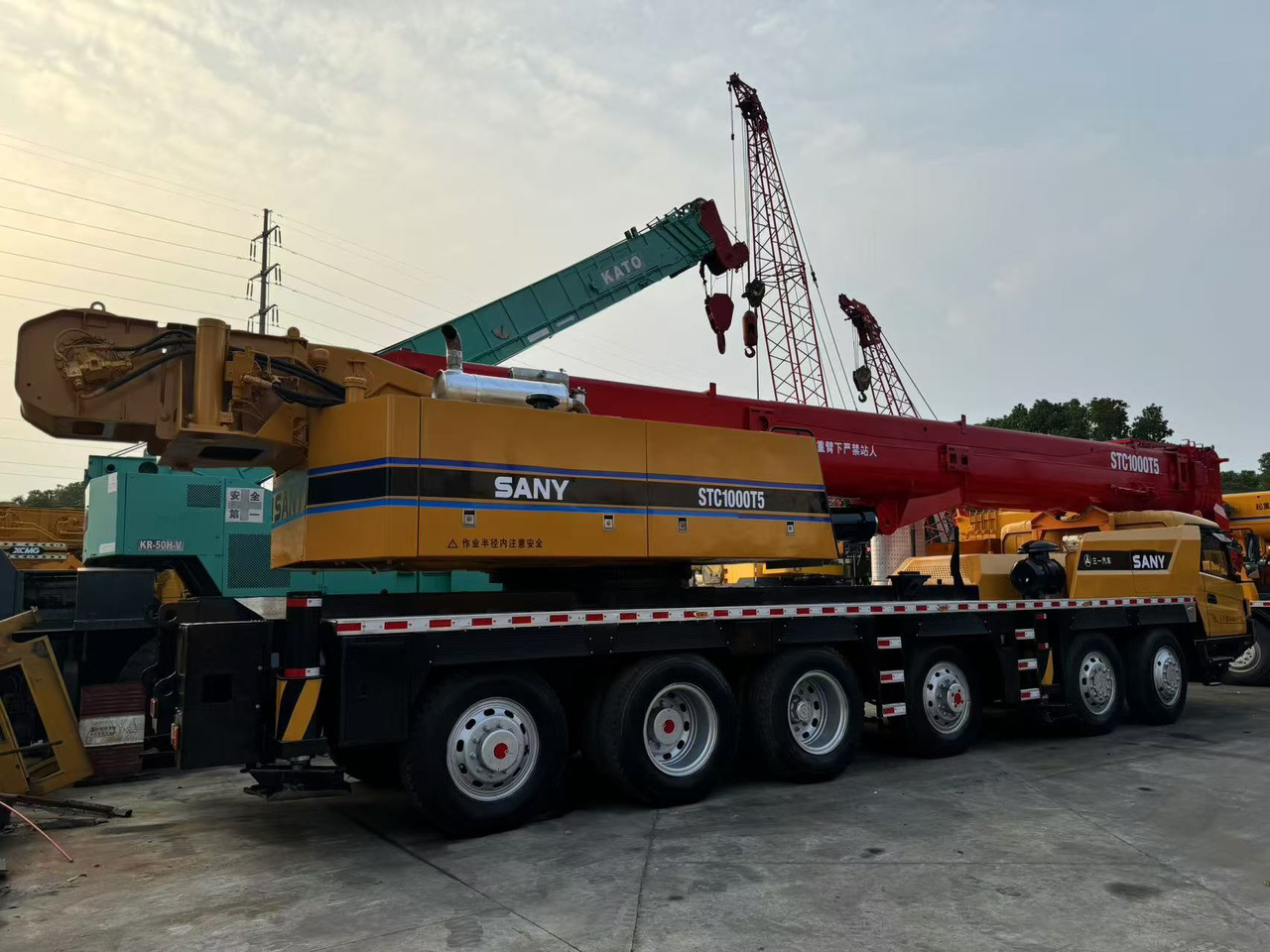 SANY STC1000T5 - Grue mobile: photos 3 SANY STC1000T5 - Grue mobile: photos 3