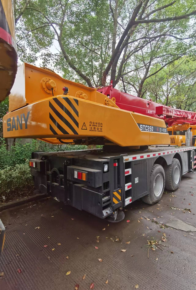 SANY STC250 - Grue mobile: photos 5 SANY STC250 - Grue mobile: photos 5