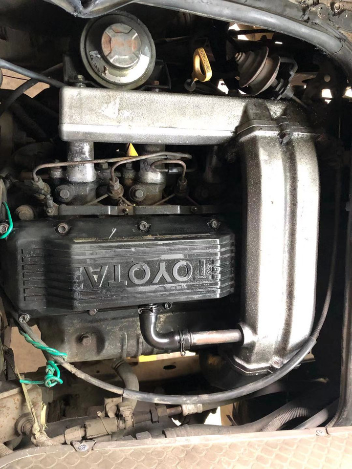 TOYOTA 1HZ DIESEL - Moteur pour Bus interurbain: photos 5 TOYOTA 1HZ DIESEL - Moteur pour Bus interurbain: photos 5