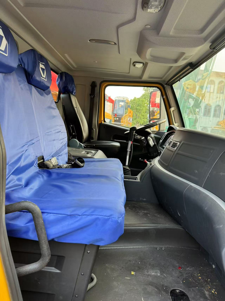 XCMG QY70K - Grue mobile: photos 4 XCMG QY70K - Grue mobile: photos 4