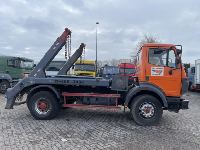 Mercedes-Benz SK 1824 Full steel - Camion multibenne: photos 5 Mercedes-Benz SK 1824 Full steel - Camion multibenne: photos 5