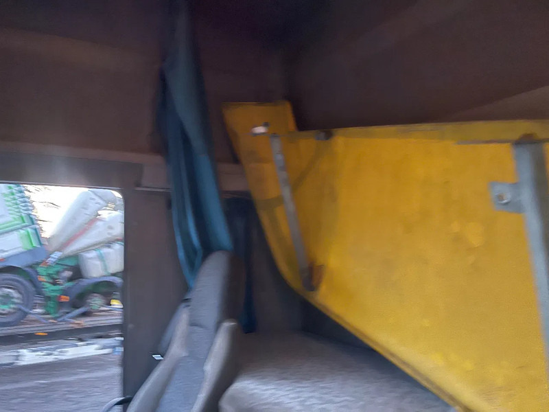 Tracteur routier DAF CF 85.410 Tractor unit: photos 10