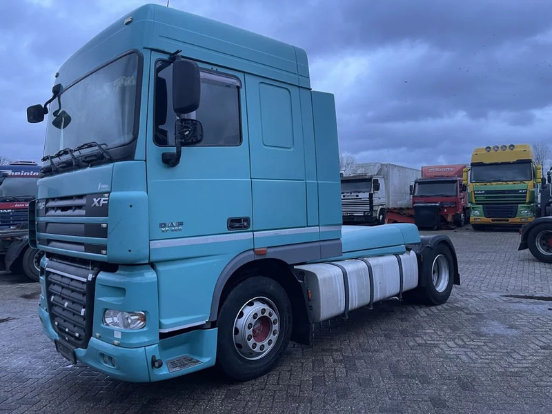 DAF XF 105.460 Tractor unit - Tracteur routier: photos 3 DAF XF 105.460 Tractor unit - Tracteur routier: photos 3