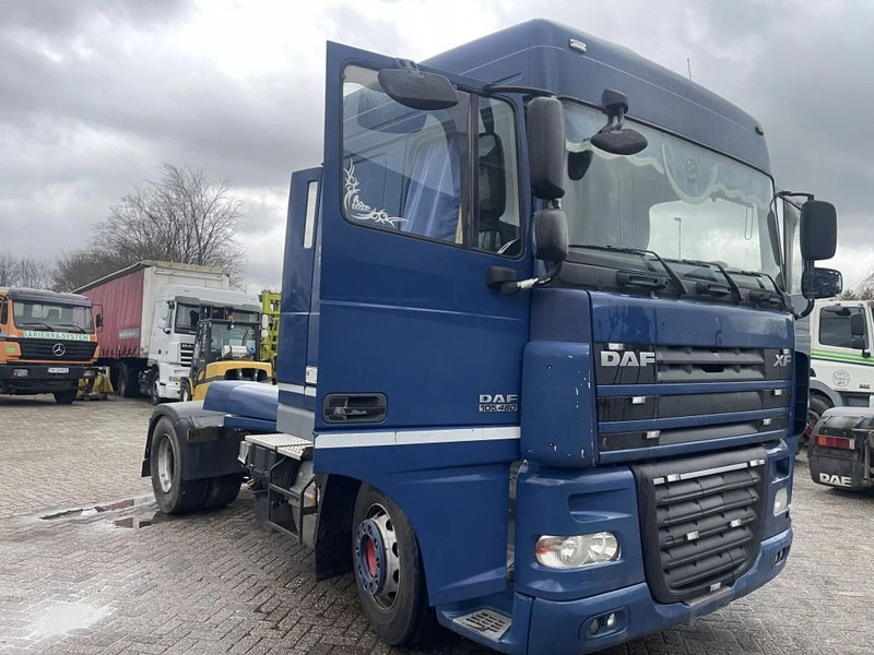 DAF XF 105.460 Tractor unit - Tracteur routier: photos 1 DAF XF 105.460 Tractor unit - Tracteur routier: photos 1