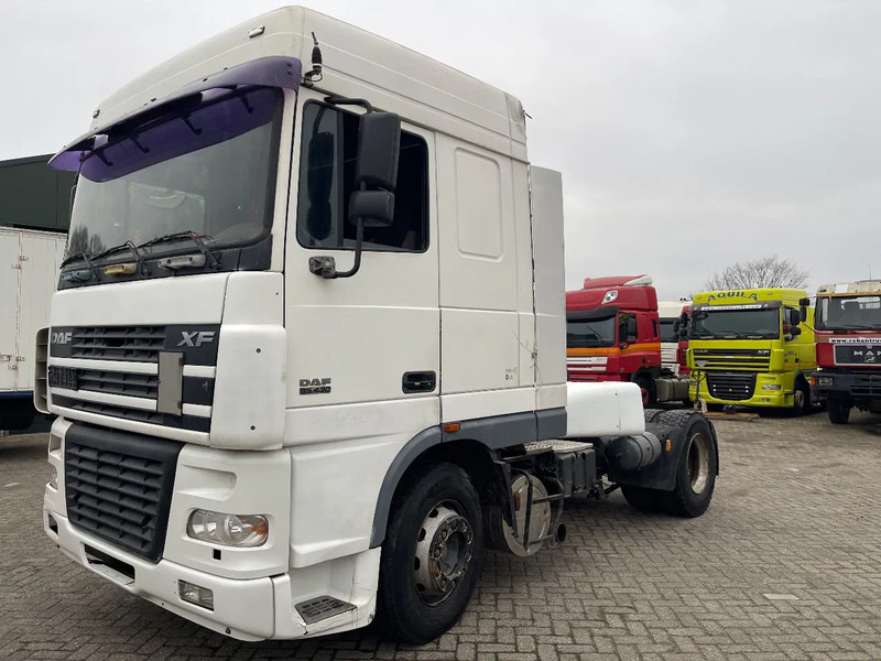DAF XF 95.430 Tractor - Tracteur routier: photos 3 DAF XF 95.430 Tractor - Tracteur routier: photos 3
