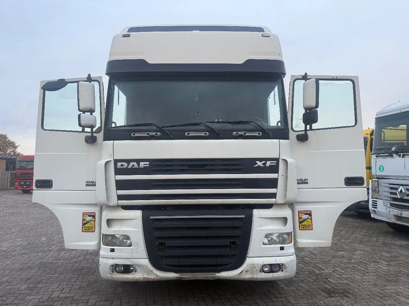 DAF XF 95.430 Tractor Unit - Tracteur routier: photos 2 DAF XF 95.430 Tractor Unit - Tracteur routier: photos 2