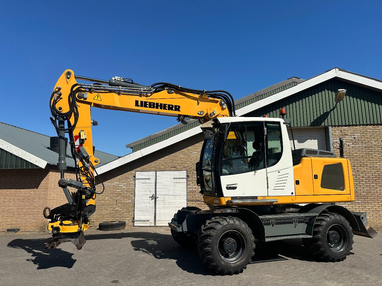 Liebherr A916 - Pelle sur pneus: photos 2 Liebherr A916 - Pelle sur pneus: photos 2