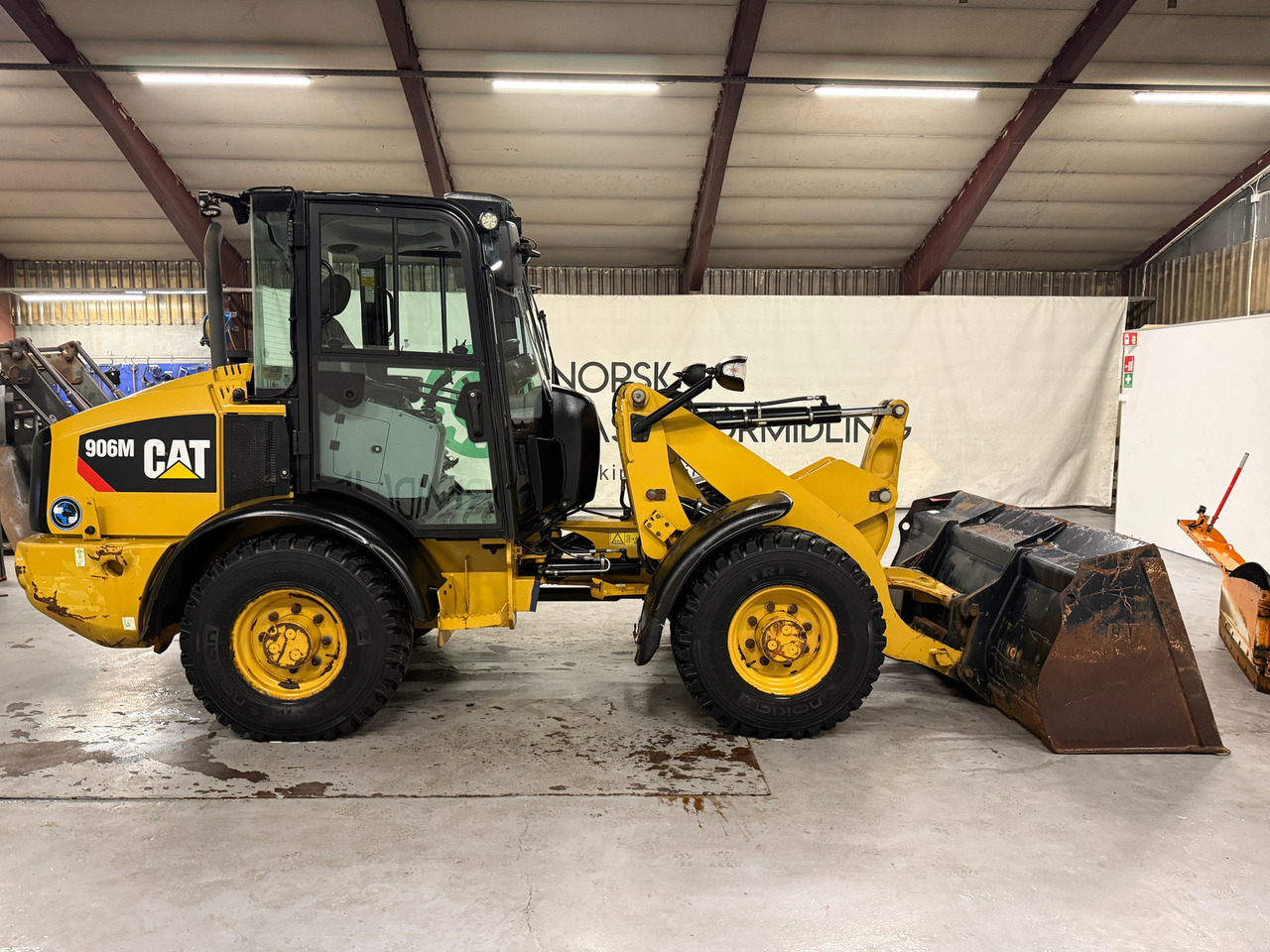 Cat 906M High Flow, 40 km/t med skuff og plog # TIL LEIE# - Chargeuse sur pneus: photos 5 Cat 906M High Flow, 40 km/t med skuff og plog # TIL LEIE# - Chargeuse sur pneus: photos 5