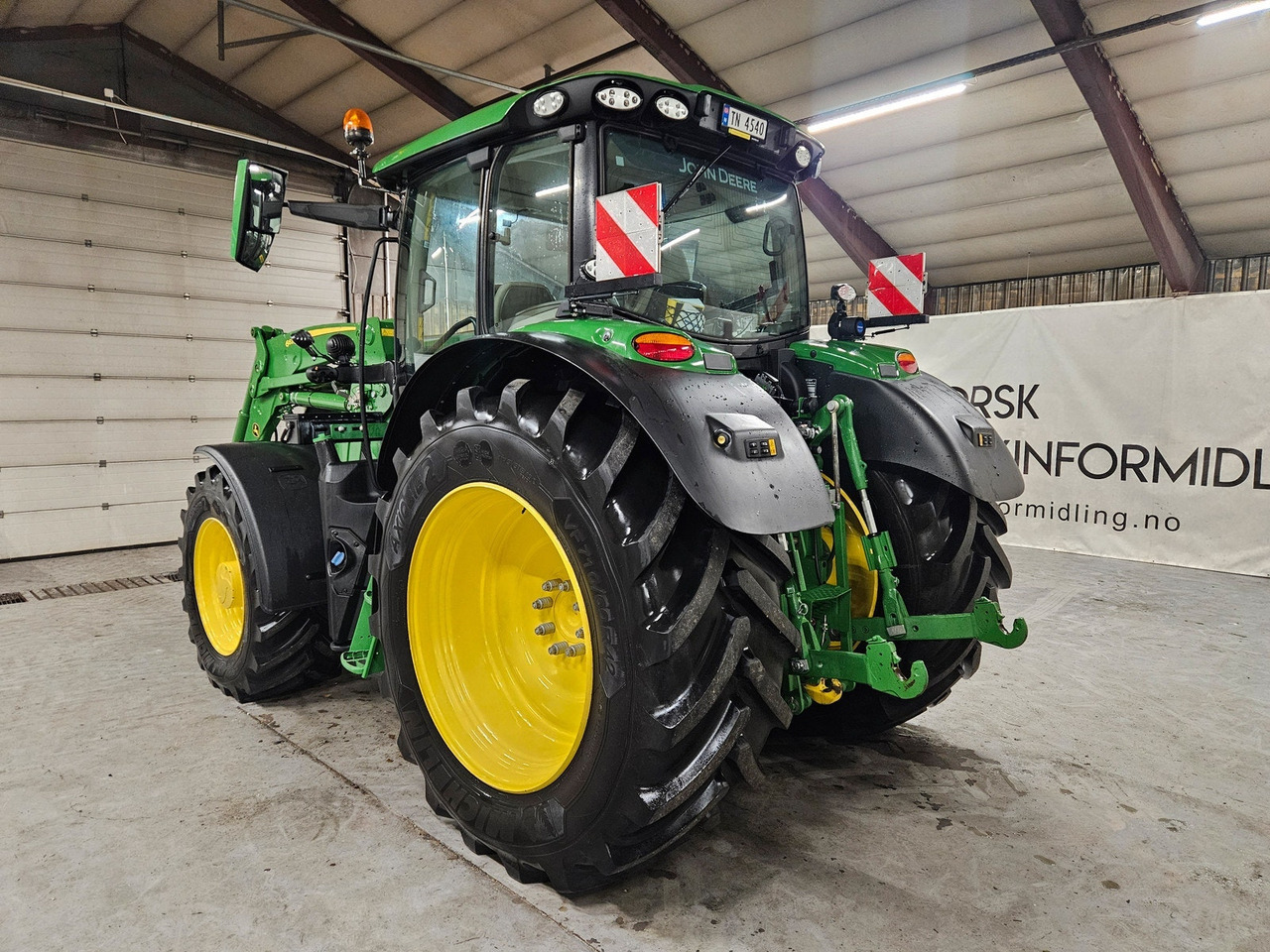 John Deere 6R185 Ultimate #Godt utstyrt og veldig flott traktor - Tracteur agricole: photos 4 John Deere 6R185 Ultimate #Godt utstyrt og veldig flott traktor - Tracteur agricole: photos 4