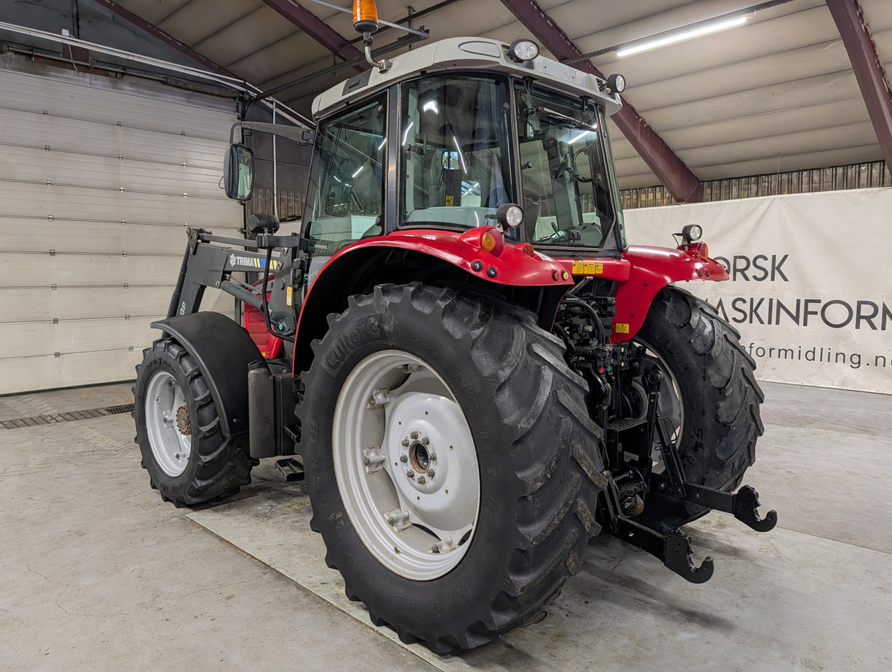 Massey Ferguson 6470 Dyna 6 - Tracteur agricole: photos 3 Massey Ferguson 6470 Dyna 6 - Tracteur agricole: photos 3