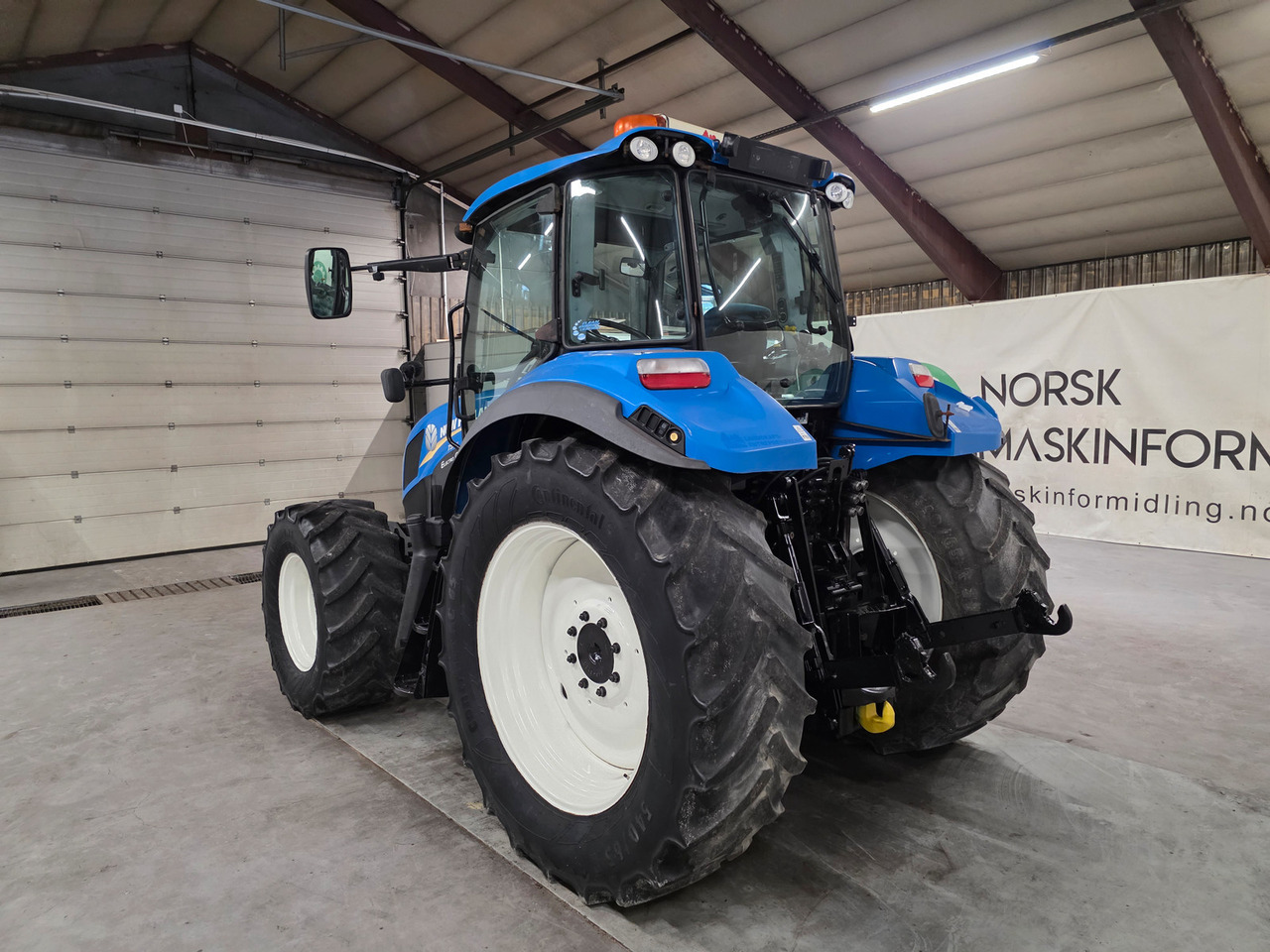 New Holland T5.115 EC - Tracteur agricole: photos 3 New Holland T5.115 EC - Tracteur agricole: photos 3