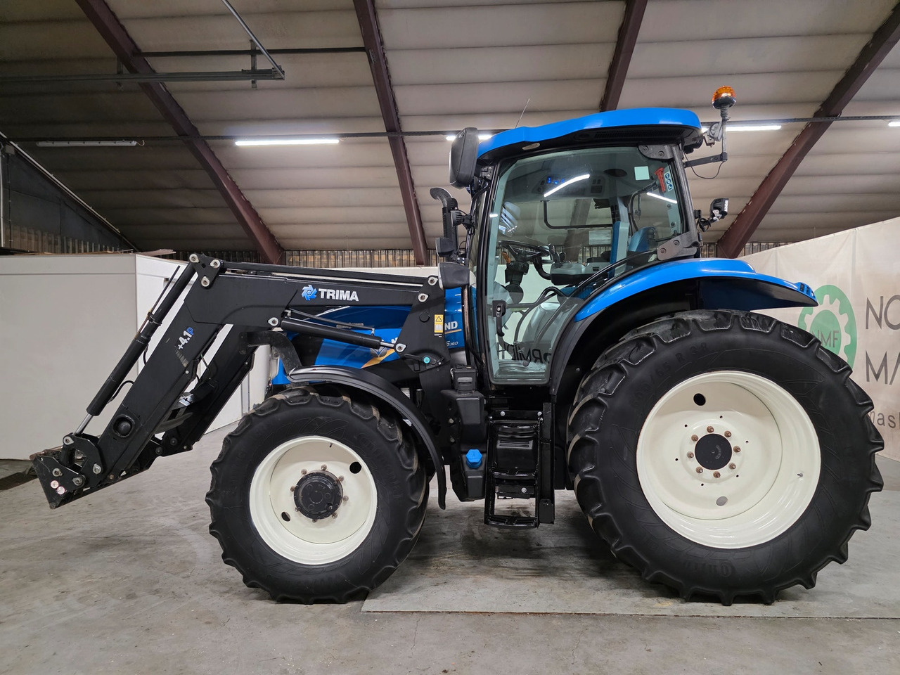 New Holland T6.160 AC - Tracteur agricole: photos 2 New Holland T6.160 AC - Tracteur agricole: photos 2