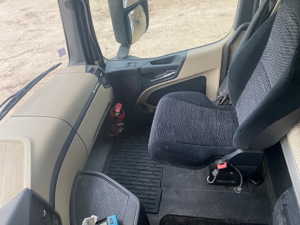 MERCEDES BENZ Actros 18.51 - Tracteur routier: photos 5 MERCEDES BENZ Actros 18.51 - Tracteur routier: photos 5