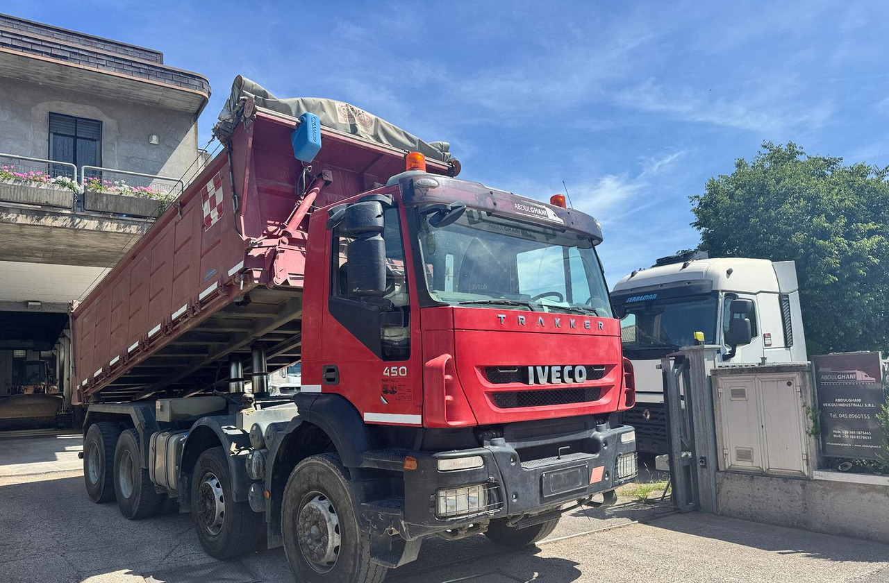 Ribaltabile Iveco Trakker 450 8X4 - Camion benne: photos 2 Ribaltabile Iveco Trakker 450 8X4 - Camion benne: photos 2