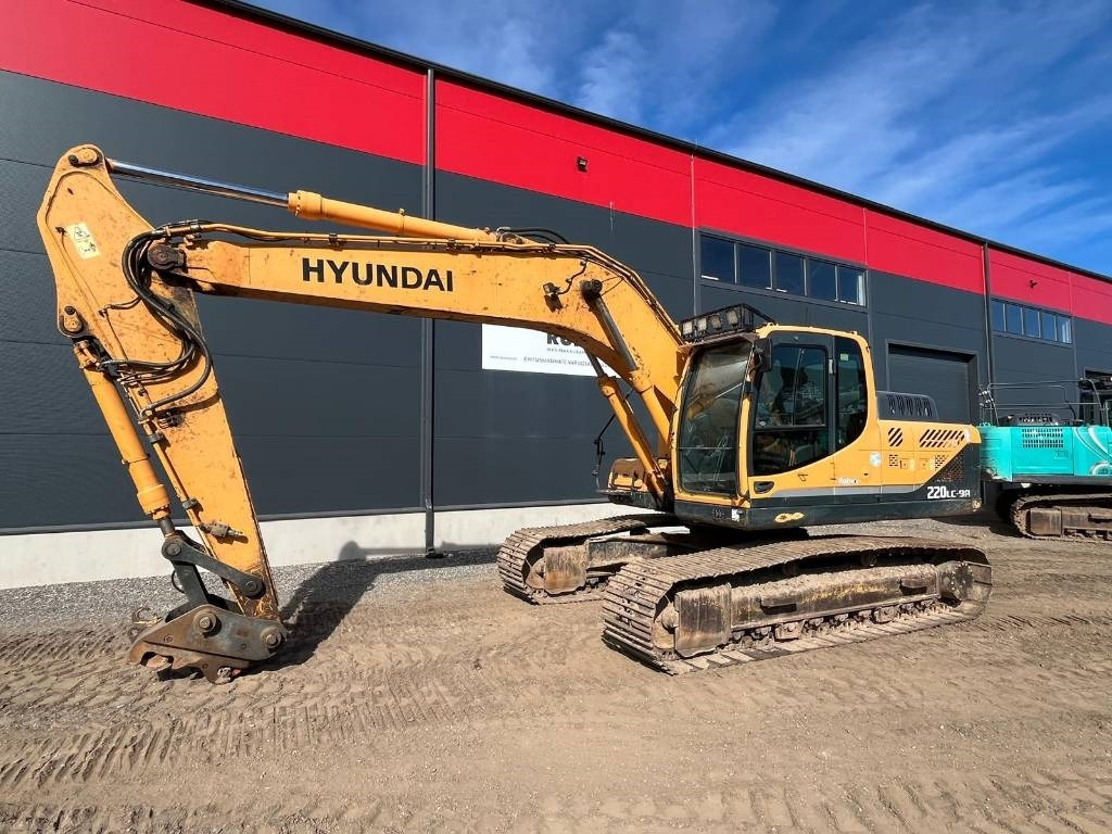 Hyundai Robex 220 LC-9 A - Pelle sur chenille: photos 1 Hyundai Robex 220 LC-9 A - Pelle sur chenille: photos 1