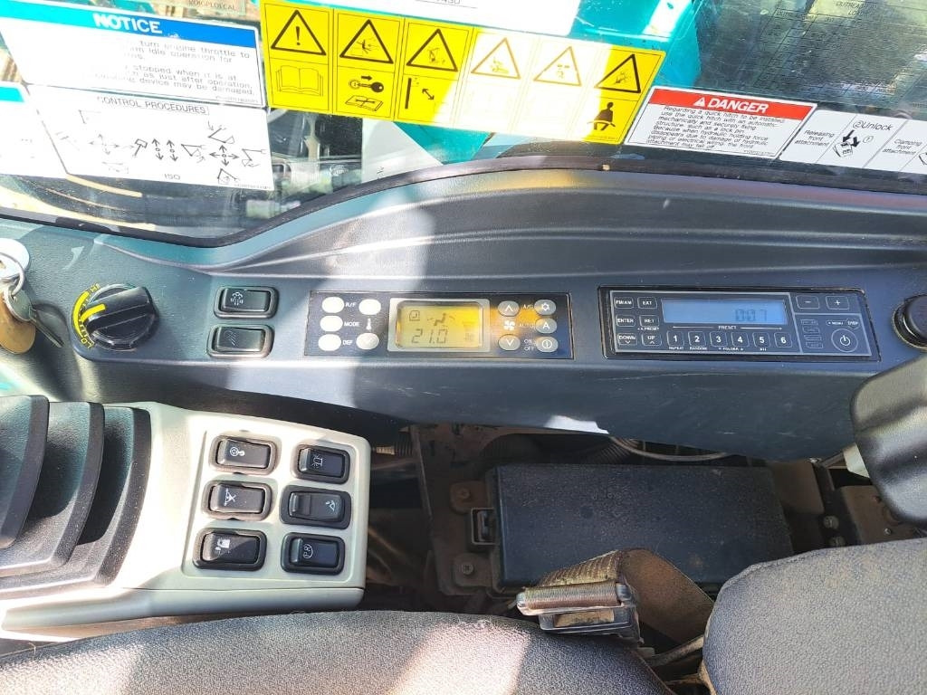 Crédit-bail de Kobelco SK 210-10  Kobelco SK 210-10: photos 18