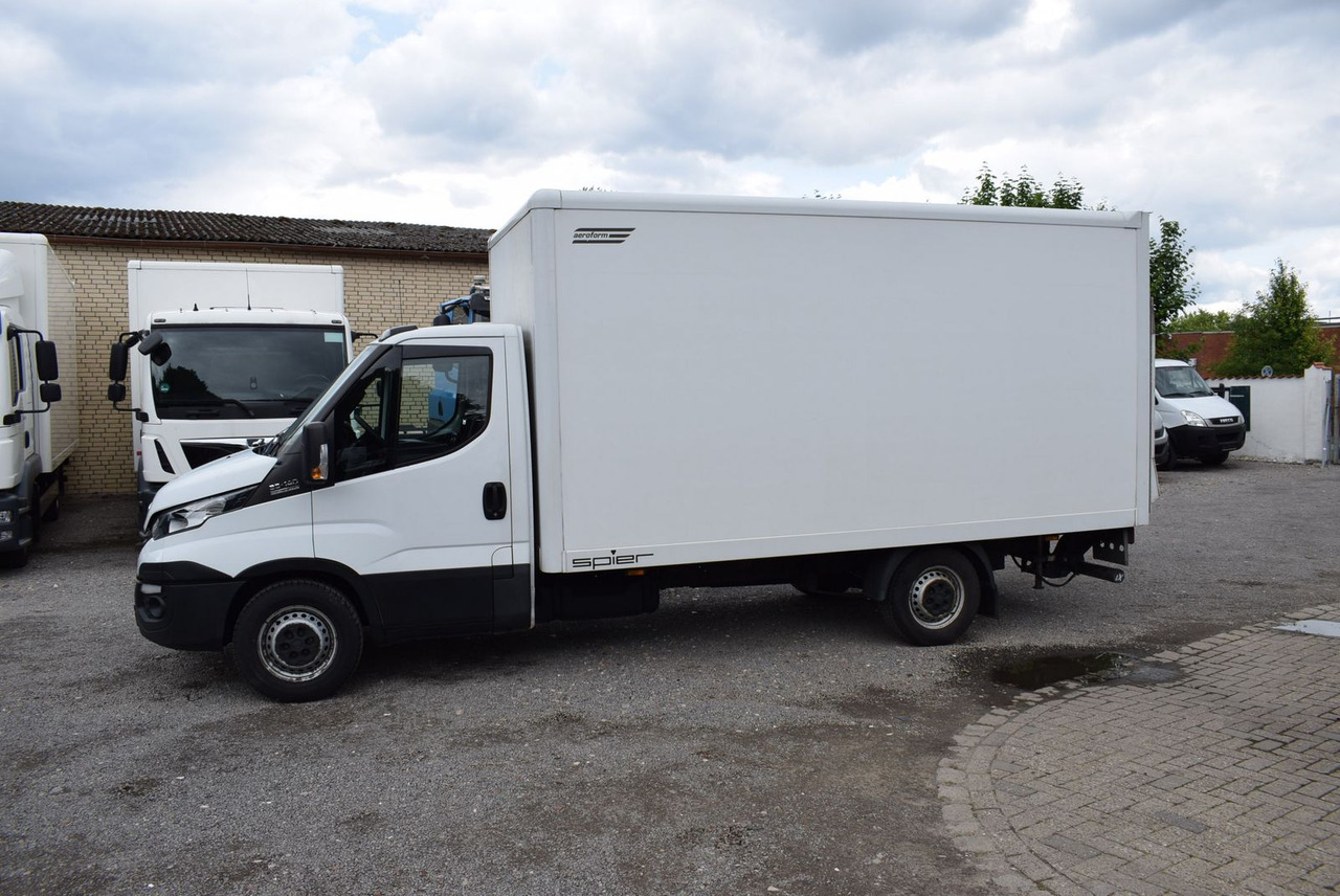 Iveco Daily 35 S14 Koffer LBW Automatik Motorschaden - Fourgon grand volume: photos 2 Iveco Daily 35 S14 Koffer LBW Automatik Motorschaden - Fourgon grand volume: photos 2