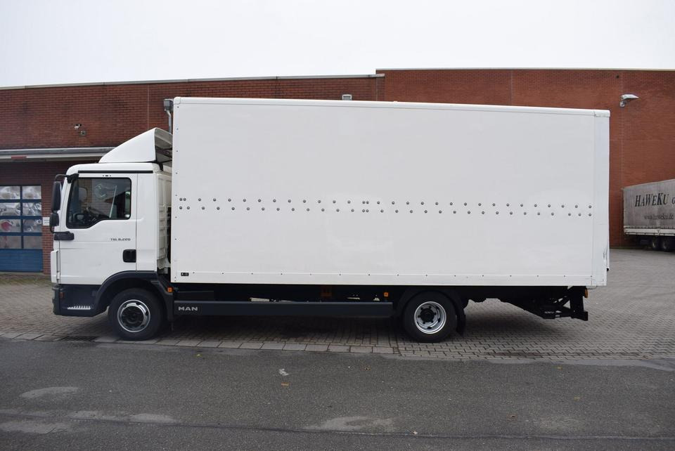 MAN TGL 8.220 Koffer LBW Klima EURO6 Luftfederung - Camion fourgon: photos 3 MAN TGL 8.220 Koffer LBW Klima EURO6 Luftfederung - Camion fourgon: photos 3