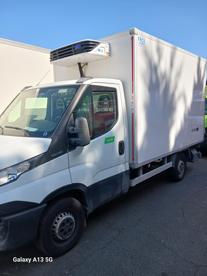 IVECO DAILY 35S11 KONTENER CHŁODNIA WINDA NR 880 - Utilitaire frigorifique: photos 1 IVECO DAILY 35S11 KONTENER CHŁODNIA WINDA NR 880 - Utilitaire frigorifique: photos 1