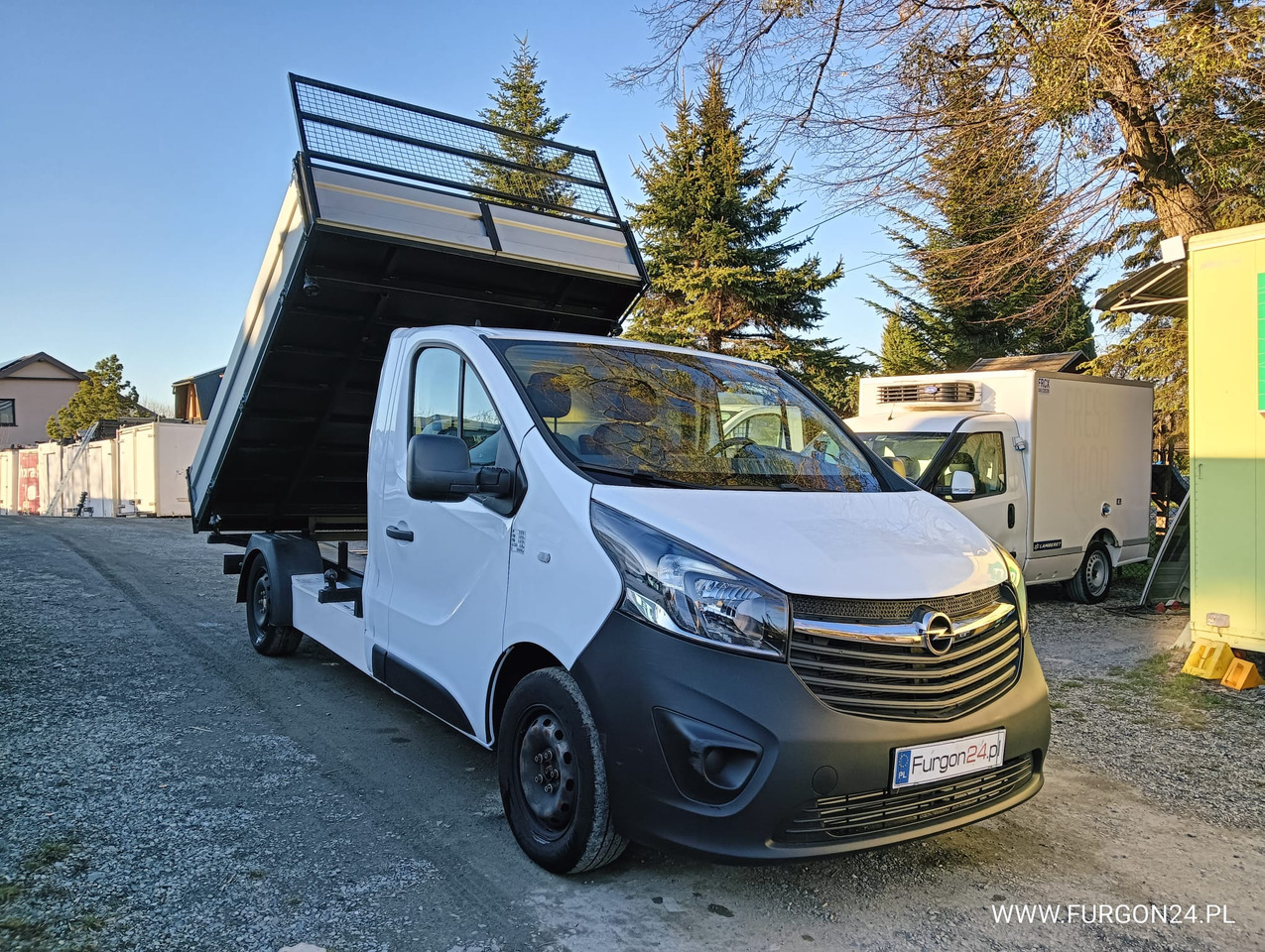 OPEL VIVARO WYWROTKA KIPER Z NAJAZDAMI NR 632 - Utilitaire benne: photos 3 OPEL VIVARO WYWROTKA KIPER Z NAJAZDAMI NR 632 - Utilitaire benne: photos 3
