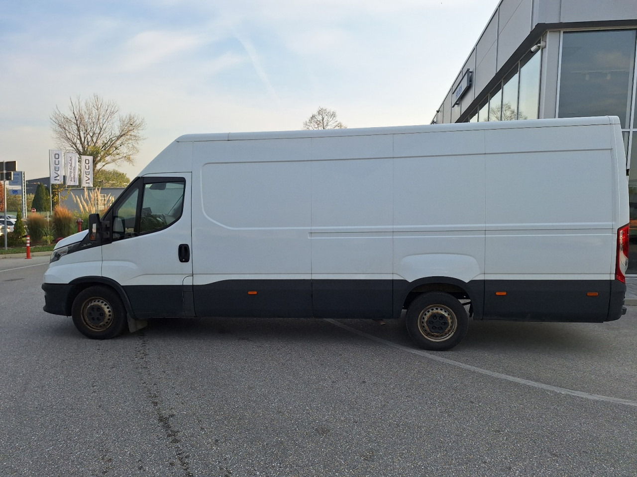Fourgon utilitaire IVECO Daily 35S14 16m3: photos 10