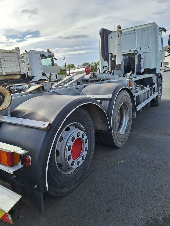 DAF CF - Camion ampliroll: photos 3 DAF CF - Camion ampliroll: photos 3