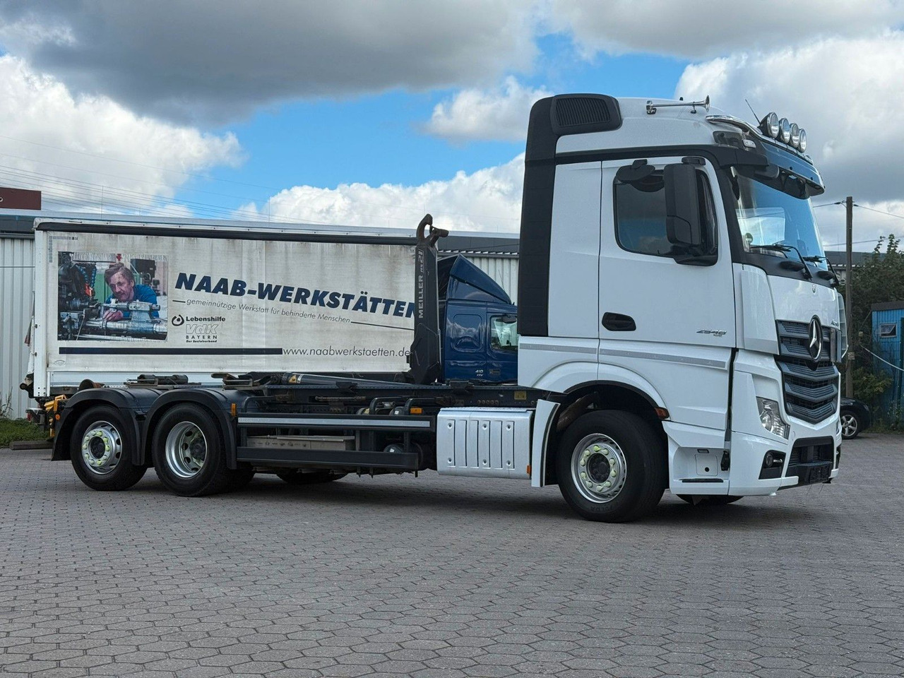 Mercedes-Benz Actros 2548 Meiller+ Funk+6x2 - Camion ampliroll: photos 3 Mercedes-Benz Actros 2548 Meiller+ Funk+6x2 - Camion ampliroll: photos 3