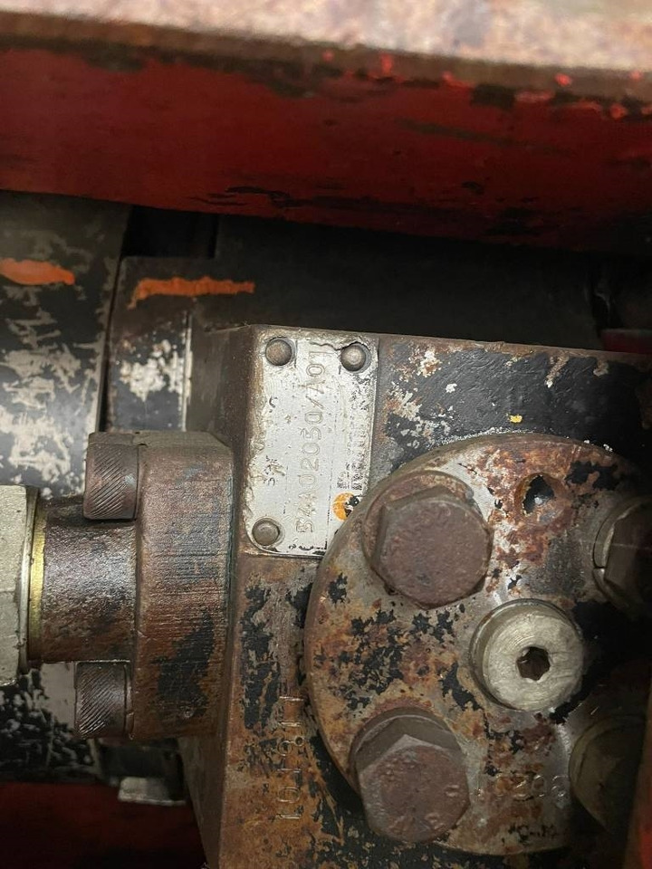 Rammer E 68 - Marteau hydraulique pour Engins de chantier: photos 5 Rammer E 68 - Marteau hydraulique pour Engins de chantier: photos 5