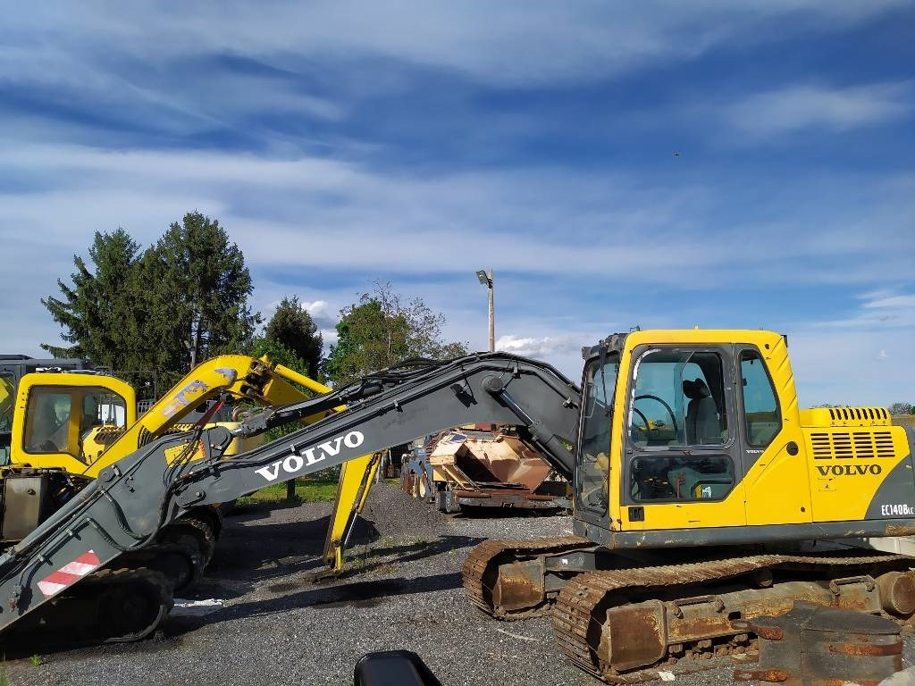 Volvo EC 140 B LC - Pelle sur chenille: photos 2 Volvo EC 140 B LC - Pelle sur chenille: photos 2