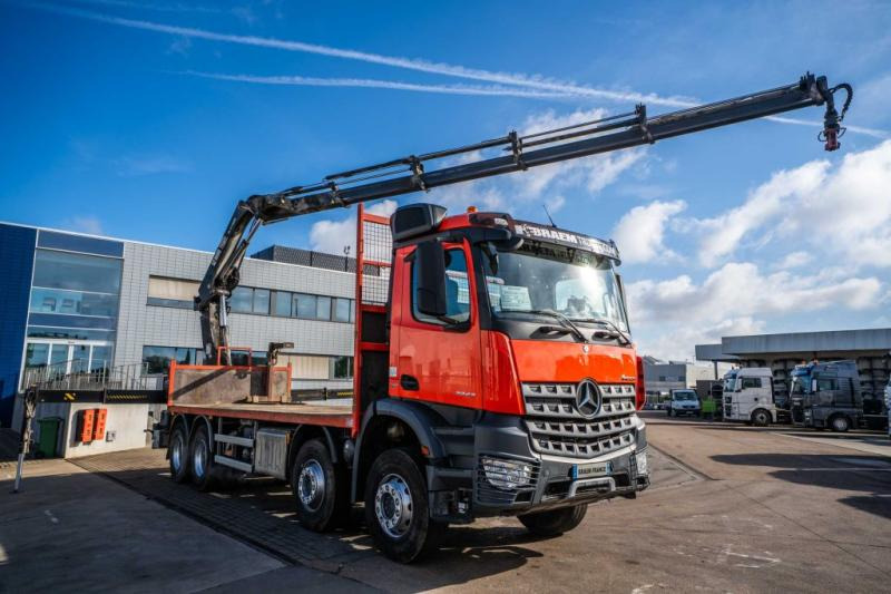 Mercedes AROCS 3243+HIAB XS211 EP5 HI DUO /5 X - Camion plateau, Camion grue: photos 2 Mercedes AROCS 3243+HIAB XS211 EP5 HI DUO /5 X - Camion plateau, Camion grue: photos 2