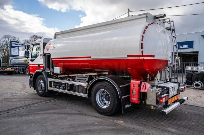 Renault D 198 WIDE 340+ALU MAGYAR/5 COMP + 13.200L - Camion citerne: photos 5 Renault D 198 WIDE 340+ALU MAGYAR/5 COMP + 13.200L - Camion citerne: photos 5