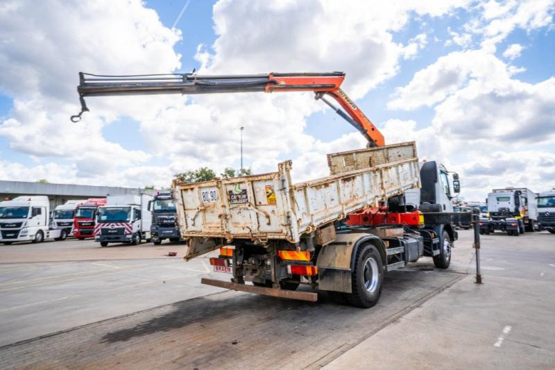 Renault KERAX 320 DCI +BIBENNE+PALFINGER 12Ton/m/2 EXT. - Camion benne, Camion grue: photos 4 Renault KERAX 320 DCI +BIBENNE+PALFINGER 12Ton/m/2 EXT. - Camion benne, Camion grue: photos 4
