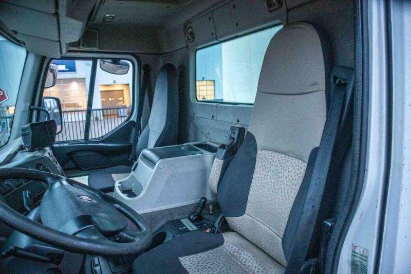 Camion fourgon Renault PREMIUM 380 DXI-6x2: photos 5