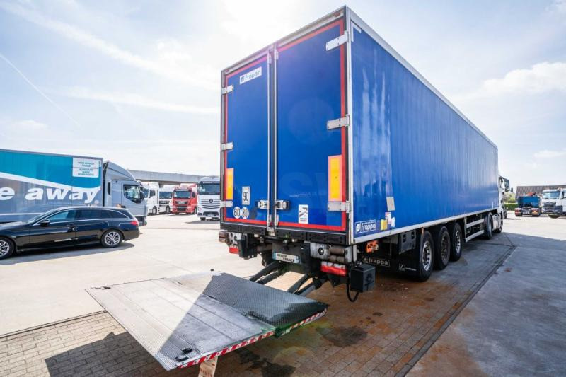 Lecitrailer CARRIER 1950 MT+DHOLLANDIA 3 T. - Semi-remorque: photos 5 Lecitrailer CARRIER 1950 MT+DHOLLANDIA 3 T. - Semi-remorque: photos 5
