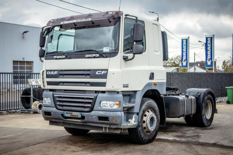 DAF CF 85.460+HYDR+MANUAL+INTARDER - Tracteur routier: photos 1 DAF CF 85.460+HYDR+MANUAL+INTARDER - Tracteur routier: photos 1
