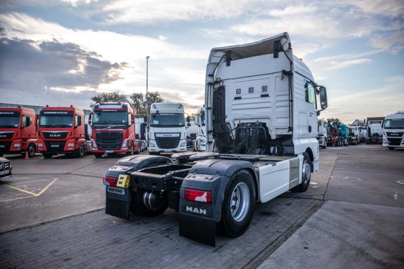 MAN TGX 18.440 XLX BLS+INTARDER - Tracteur routier: photos 3 MAN TGX 18.440 XLX BLS+INTARDER - Tracteur routier: photos 3