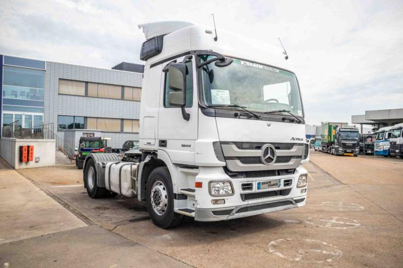 Mercedes ACTROS 1844 LS-MP3+E5+VOITH - Tracteur routier: photos 2 Mercedes ACTROS 1844 LS-MP3+E5+VOITH - Tracteur routier: photos 2