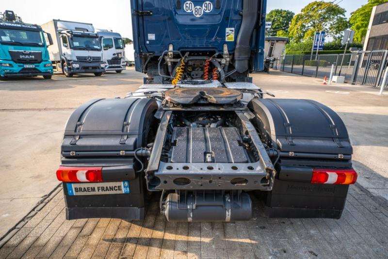 Tracteur routier Mercedes ACTROS 1846 LS: photos 8 Tracteur routier Mercedes ACTROS 1846 LS: photos 8