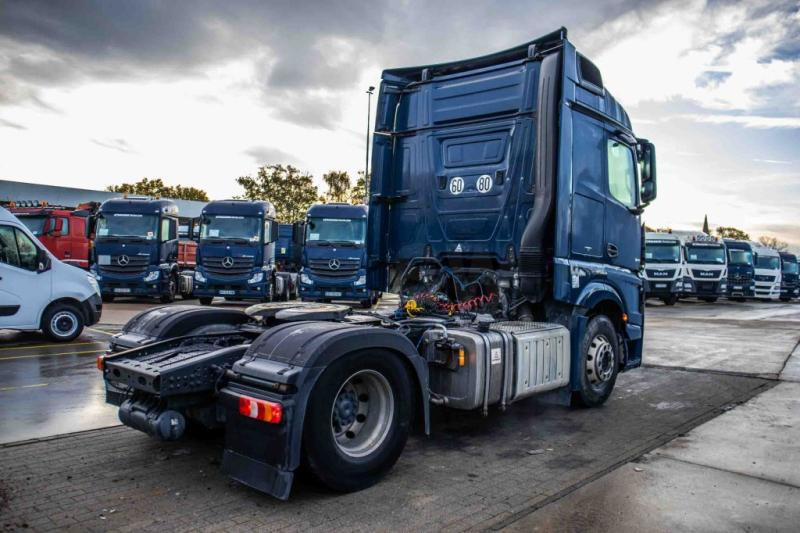 Mercedes ACTROS 1848 LS+E6+HYDR. - Tracteur routier: photos 3 Mercedes ACTROS 1848 LS+E6+HYDR. - Tracteur routier: photos 3
