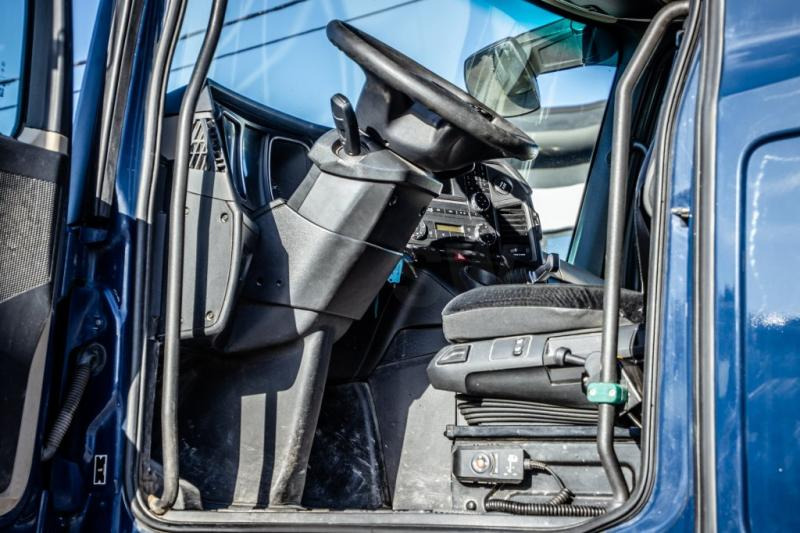 Photo d'intérieur 1: Crédit-bail de Mercedes ACTROS 1848 LS+E6+HYDR. Mercedes ACTROS 1848 LS+E6+HYDR. Photo d'intérieur 1: Crédit-bail de Mercedes ACTROS 1848 LS+E6+HYDR. Mercedes ACTROS 1848 LS+E6+HYDR.