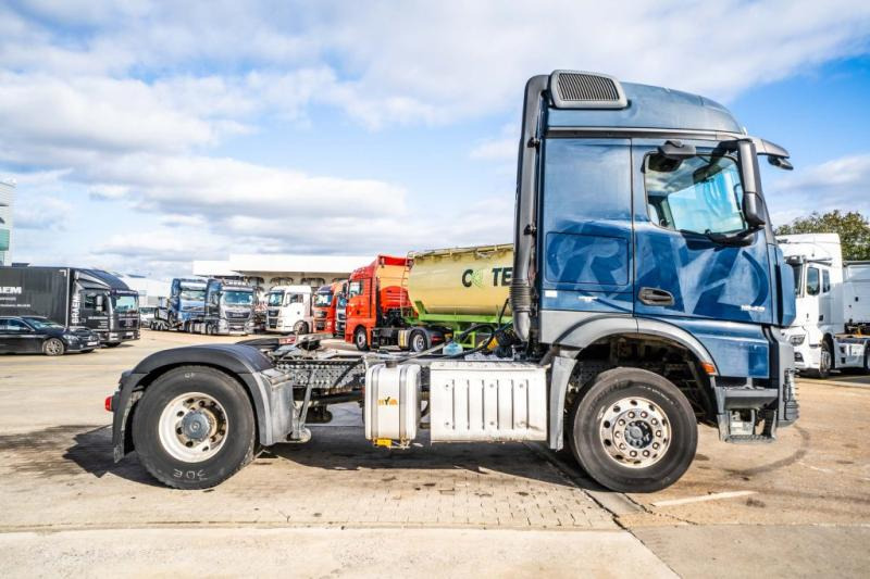 Mercedes AROCS 1843 LS ( NO ACTROS)+BIG AXLE +HYDR. - Tracteur routier: photos 3 Mercedes AROCS 1843 LS ( NO ACTROS)+BIG AXLE +HYDR. - Tracteur routier: photos 3