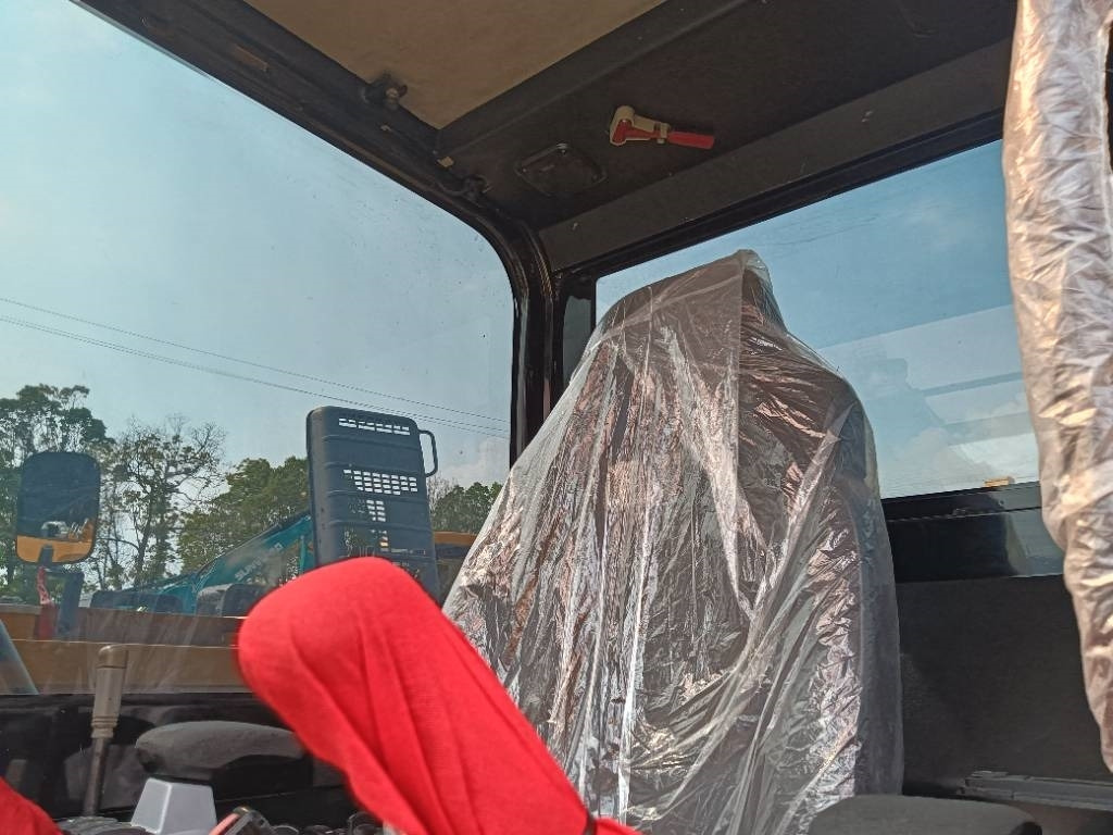 CAT 307E2  - Mini pelle: photos 5 CAT 307E2  - Mini pelle: photos 5