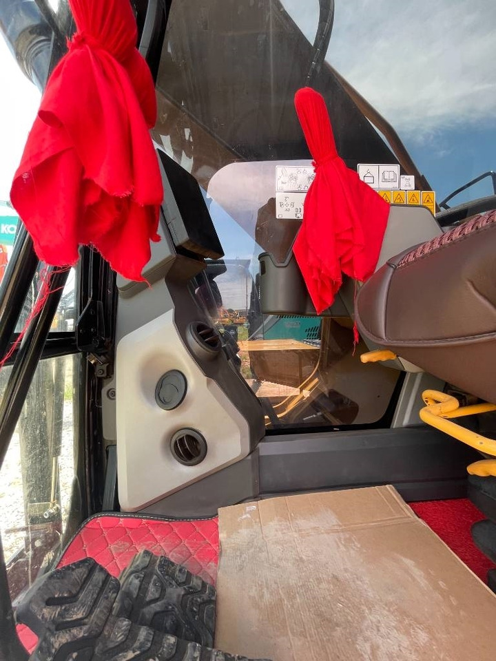 CAT 330GC  - Pelle sur chenille: photos 5 CAT 330GC  - Pelle sur chenille: photos 5