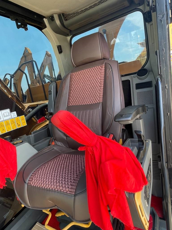 CAT 330GC  - Pelle sur chenille: photos 2 CAT 330GC  - Pelle sur chenille: photos 2