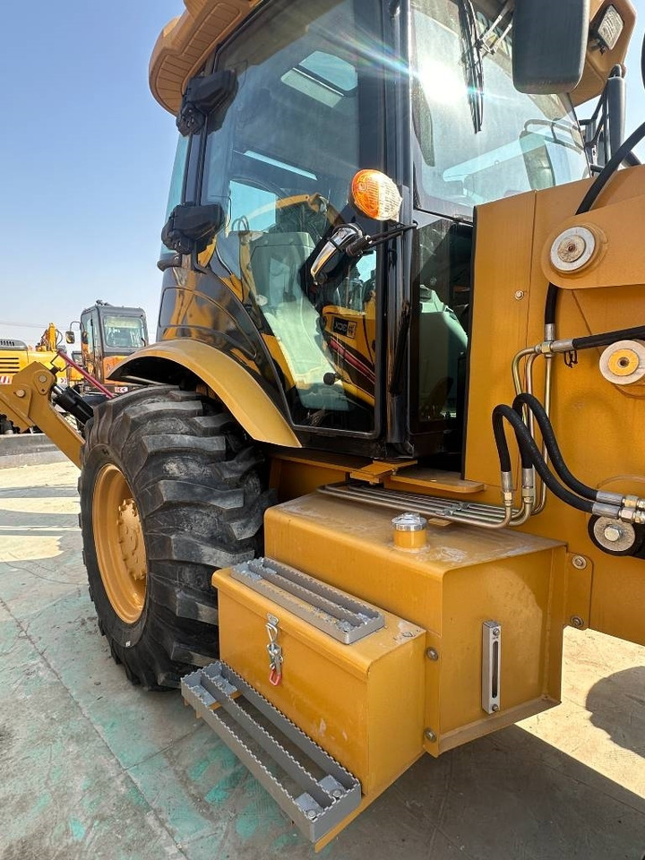 CAT 420 F - Pelle sur chenille: photos 3 CAT 420 F - Pelle sur chenille: photos 3