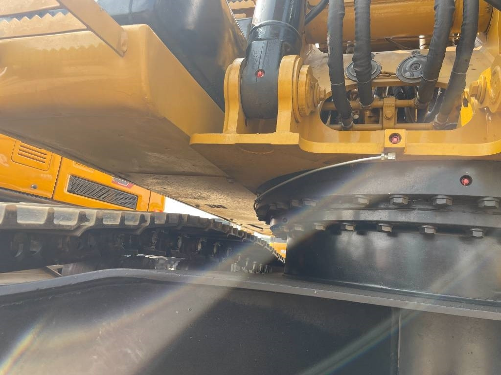 CAT CAT315D2GC - Pelle sur chenille: photos 5 CAT CAT315D2GC - Pelle sur chenille: photos 5