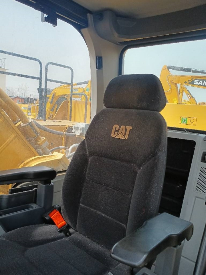 CAT CAT336GC - Pelle sur chenille: photos 5 CAT CAT336GC - Pelle sur chenille: photos 5