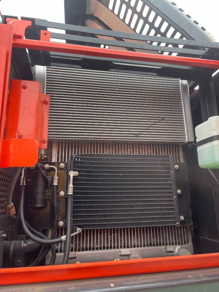 Doosan DX 225 LC - Pelle sur chenille: photos 3 Doosan DX 225 LC - Pelle sur chenille: photos 3