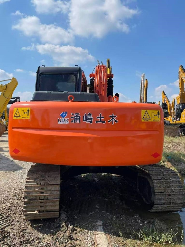 Hitachi ZX 120  - Pelle sur chenille: photos 4 Hitachi ZX 120  - Pelle sur chenille: photos 4